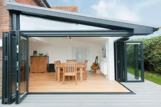Corner bi-folding door