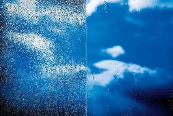 Self-cleaning glass technology