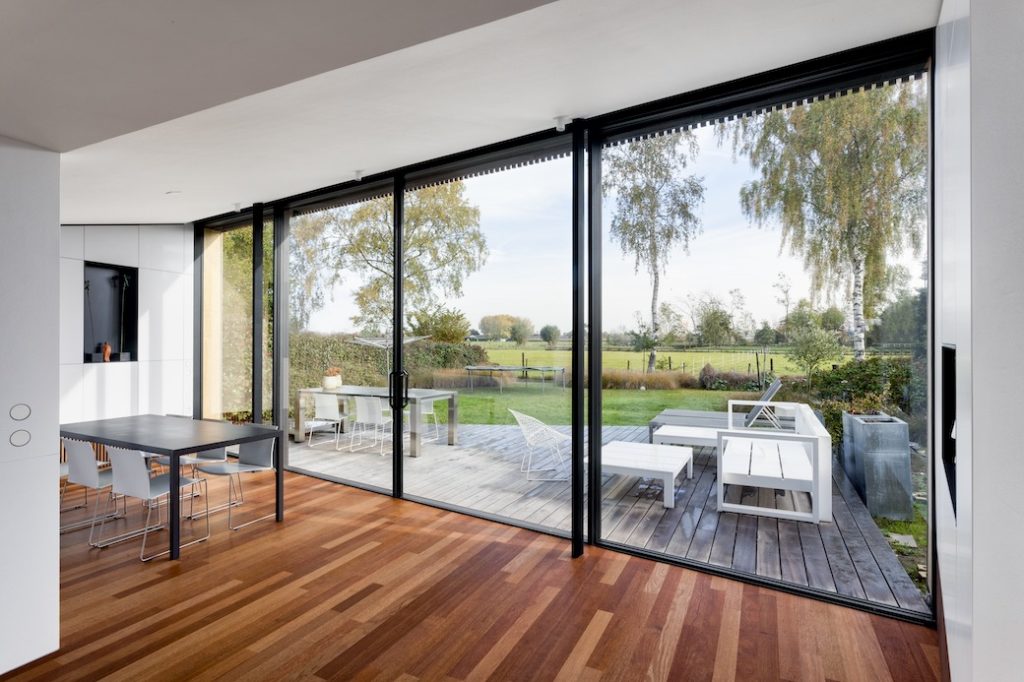 Aluminium patio door with sleek design
